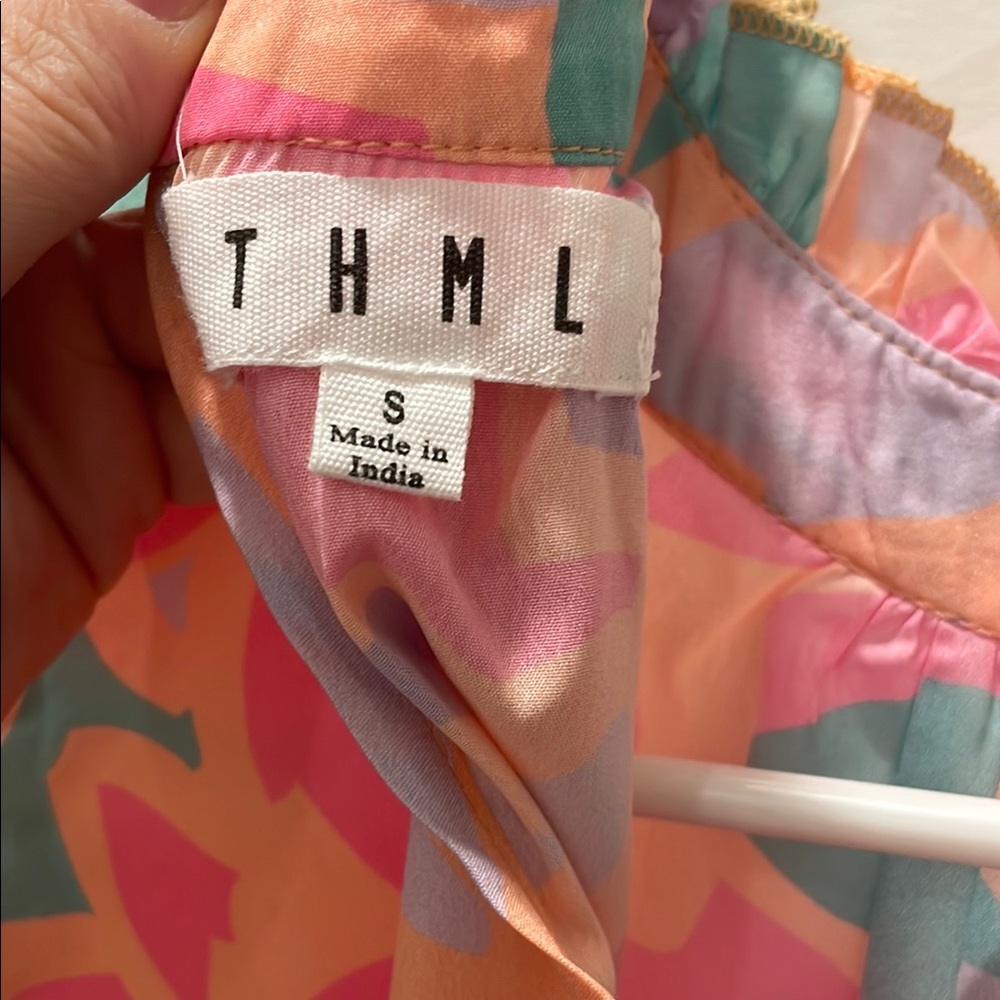 THML NWOT Floral Ruffle Sleeve Blouse - Picture 3 of 6